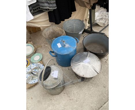 AN ASSORTMENT OF ITEMS TO INCLUDE A GALVANISED WATERING CAN, TWO GALVANISED BUCKETS AND AN  ENAMEL JAM PAN ETC 
