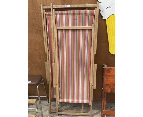 TWO VINTAGE FOLDING WOODEN BEACH / DECK CHAIRS 