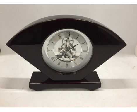 A MODERN STYLISH MANTLE CLOCK 
