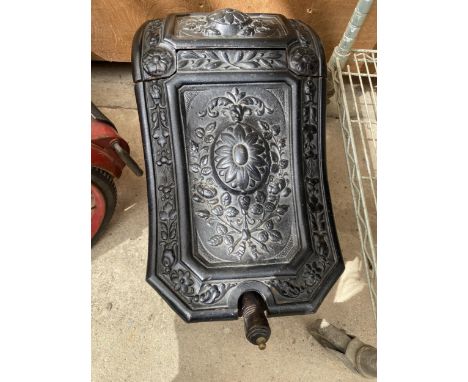 A VINTAGE CAST IRON COAL BUCKET WITH SCOOP 