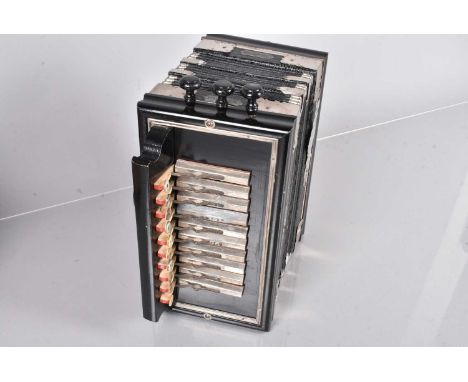 Accordion, small Accordion with steel reeds in original box with label 1-Dtzd No 121 made in Czecho-Slovakia, good condition
