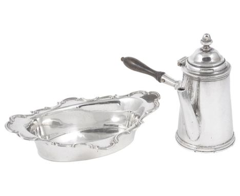 AN EDWARDIAN SILVER SMALL COFFEE POT, PAIRPOINT BROTHERS, LONDON, 1905 plain tapering cylindrical, with turned wood handle at