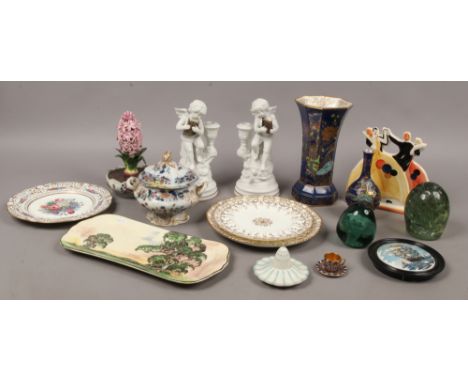 A group lot of ceramics to include pair of Franklin Mint Gianni Benvenuti cherub figures, Spode Copeland tureen, Royal Doulto