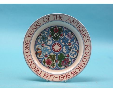A Poole Pottery commemorative plate, Antiques Roadshow, 1977-1998, limited edition of 150, L. McGowan design, 12in.