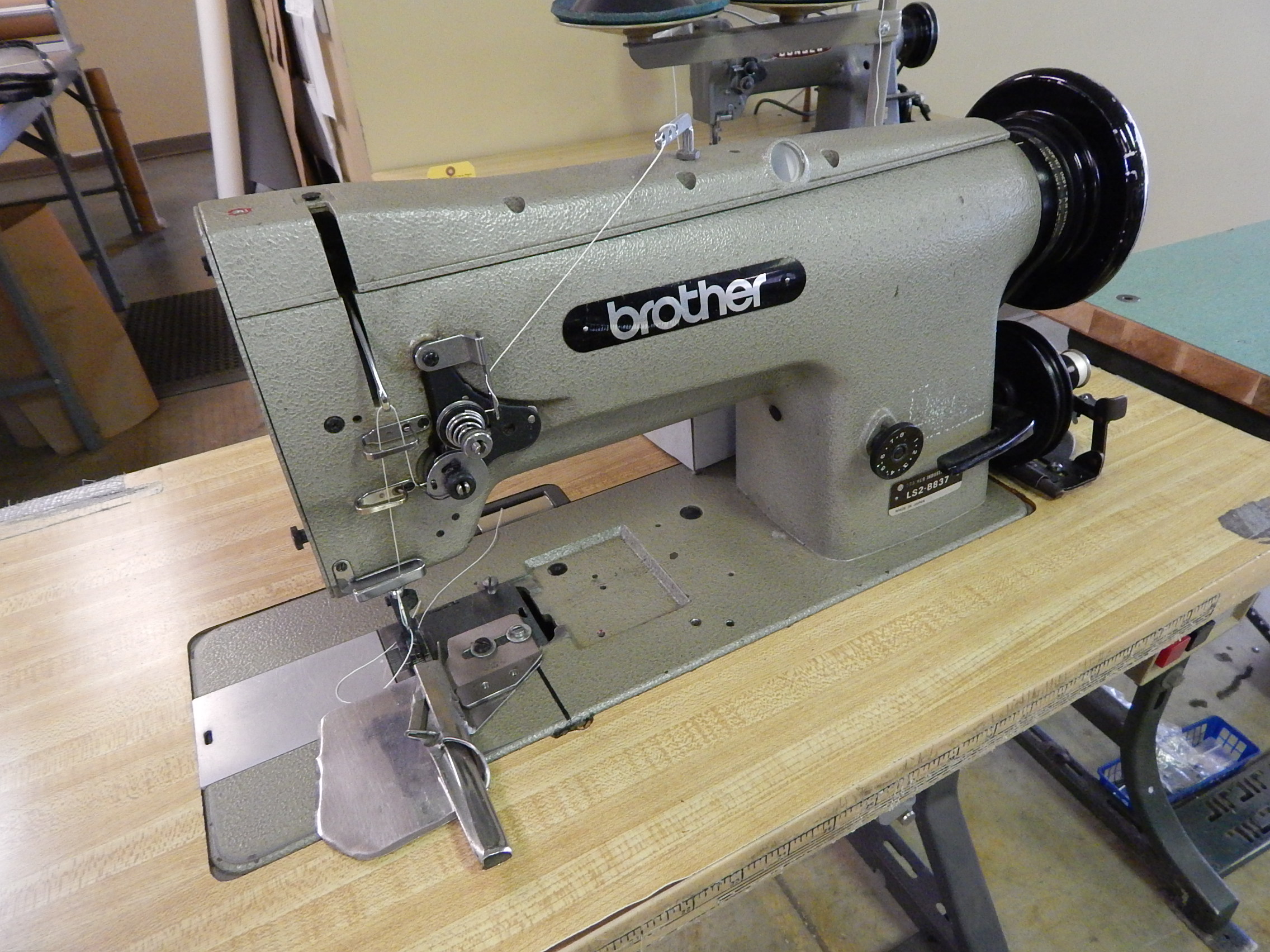 Brother Model LS2B837 Sewing Machine, s/n H8585236