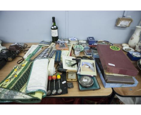 MINOR COLLECTABLES TO INCLUDE; GAMES, PENS, FOUR ROYAL WORCESTER EGG CODDLERS, BOTTLE OF FONSERA PORTO WHITE PORT, BOOKS, TRA