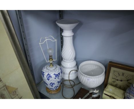 A MODERN CHINESE BLUE AND WHITE SATSUMA LAMP  ON WOODEN STAND AND A WHITE GLAZED JARDINIERE ON STAND (3) 