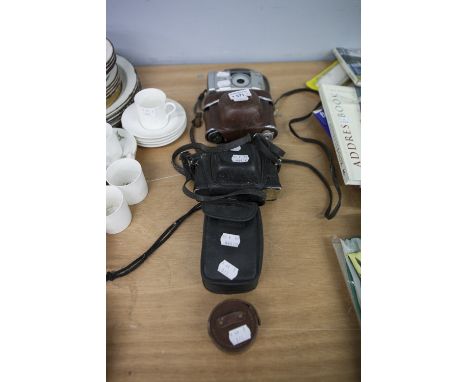 PENTAX ESP 10 838G 35mm ROLL FILM CAMERA, IN CASE, AN OLYMPUS 355P ROLL FILM CAMERA, KODAK 35mm ROLL FILM CAMERA, IN CASE AND
