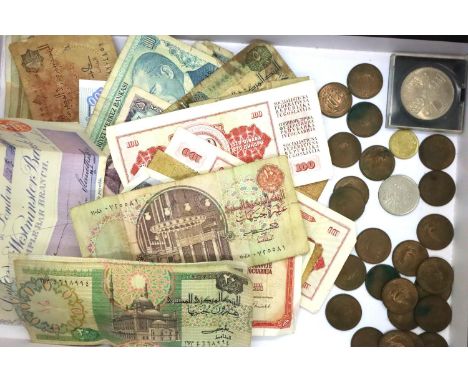Mixed world and UK coins and banknotes, including a Temple Bar Branch of London &amp; Westminster Bank 1890 cheque for £15-0-