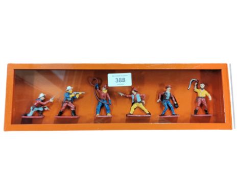 VINTAGE SET OF CRESCENT TOYS COWBOYS IN CASE 