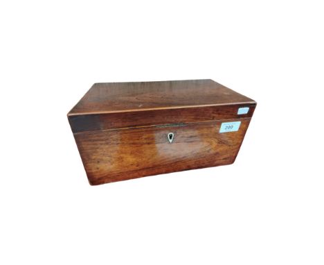 GEORGIAN MAHOGANY TEA CADDY 