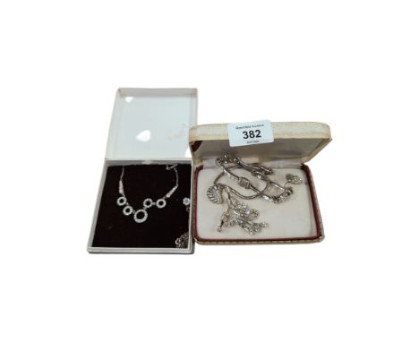 2 x VINTAGE GEMSET NECKLACES &amp; VINTAGE NECKLACE, BROOCH &amp; EARRINGS SET 