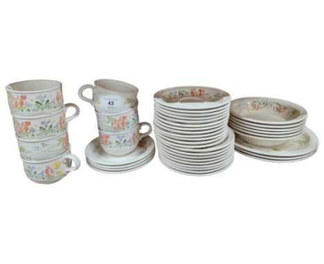POOLE POTTERY DINNER SERVICE 