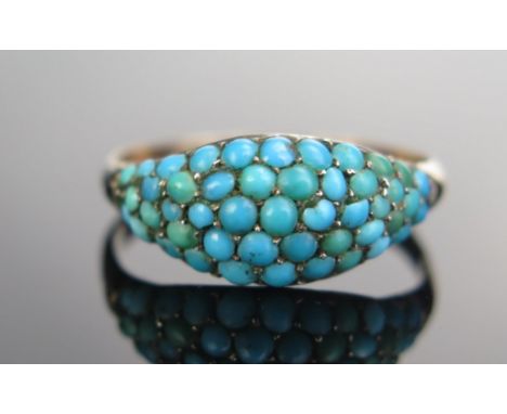 An Antique 9ct Gold and Turquoise Ring, size R.25, 1.9g 