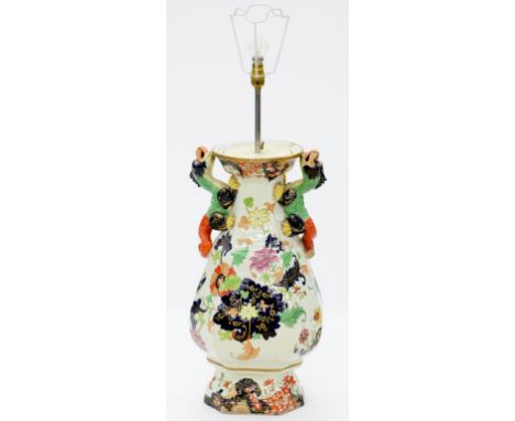 A MASON'S TYPE IRONSTONE JAPAN PATTERN DRAGON HANDLED VASE, 59CM H, C1830, ADAPTED AS A LAMP 