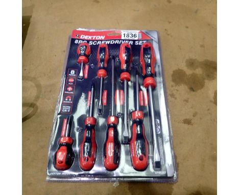 Dekton eight piece screwdriver set, sealed. UK P&P Group 2 (£20+VAT for the first lot and £4+VAT for subsequent lots)