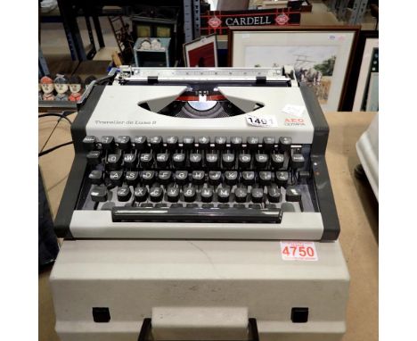 AEG Olympia Traveller De Luxe S typewriter. Not available for in-house P&amp;P 
