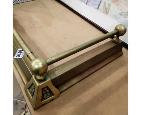 Victorian brass extending fender. Not available for in-house P&amp;P 