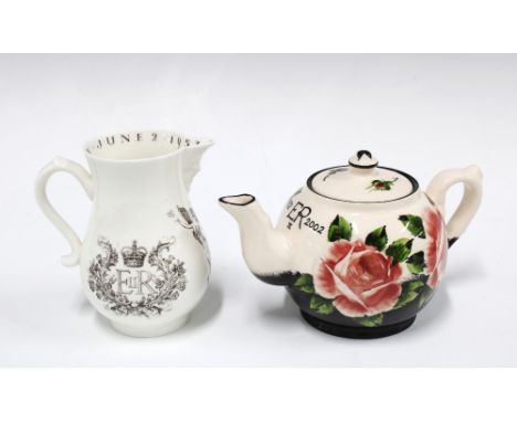 Griselda Hill Pottery, Wemyss cabbage rose Queen Elizabeth Jubilee 2002 commemorative teapot 10/100, 10cm, together with a co