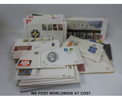 A quantity of loose GB first day covers 
