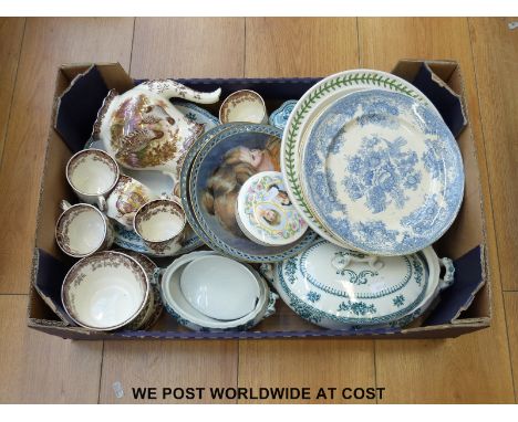 A Losol Ware Shrewsbury part dinner and tea service, a near-complete Worcester Palissy tea set and further ceramics including