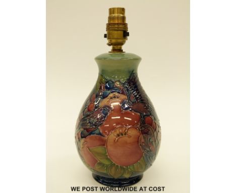 Moorcroft table lamp in the Finches pattern by Sally Tuffin (26cm tall)