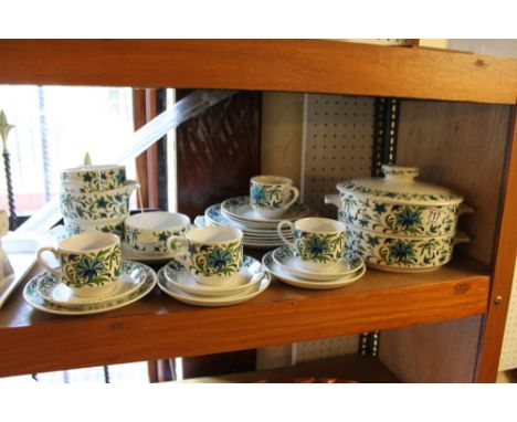 Large quantity of Midwinter ceramics, approximately twenty six pieces