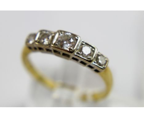 18ct gold five diamond ring size O