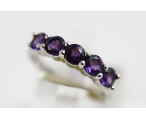 Silver amethyst ring, size M 