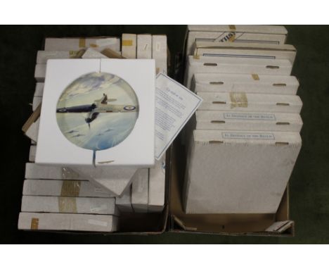 A COLLECTION OF TWENTY SIX WORLD WAR II AVIATION INTEREST PICTURE PLATES, to include makes by Bradford Exchange, Coalport, Ro