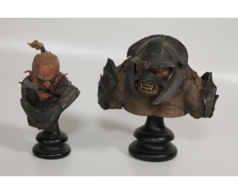 TWO BOXED SLIDESHOW WETA COLLECTIBLES LORD OF THE RINGS, RETURN OF THE KING POLYSTONE BUSTS "GRAND TROLL" (DESIGN MAQUETTE) A