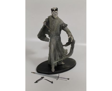 A BOXED SIDESHOW WETA COLLECTIBLES LORD OF THE RINGS, THE TWO TOWERS "THE WITCH-KING OF ANGMAR IN TREE FORM" LILITED EDITION 