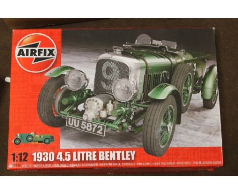 AN UNMADE AIRFIX 1:12 SCALE 1930 4.5 LITRE BENTLEY CONSTRUCTION KIT, together with an unmade De Agostini Japanese Battleship 