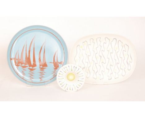 Poole Pottery - A 1950s Freeform egg cup decorated in the UFW pattern together with an OV pattern rectangular platter and an 