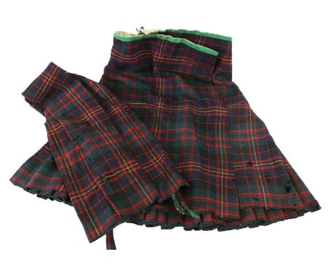 A First World War Cameron Highlander's Kilt and Sash, which belonged to Private George Potts Brown, service No. S/10360, "B" 