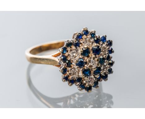 EIGHTEEN CARAT GOLD BANGLE
marked "750" for eighteen carat gold, 14.5gms
