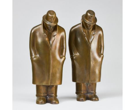 Siegfried Neuenhausen1931 Dormagen -  lebt und arbeitet in Hannover - "Zwei Gleiche"- Bronze. Goldbraun patiniert. 7/120 u. 8