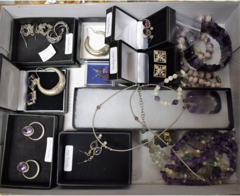 Costume Jewellery - an amethyst and silver coloured metal table pendant necklace;  others, silver and amethyst earrings, othe