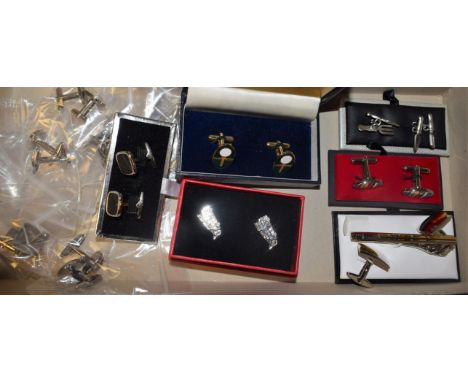 Gentleman's Jewellery - a pair of novelty enamelled golf tee oval panelled cufflinks, others Fire Engine, trowel and fork, st