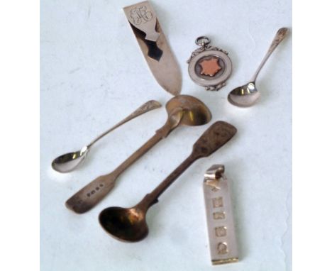 *TWO VICTORIAN SILVER MUSTARD SPOONS, London 1888/9, TWO SILVER CONDIMENT SPOONS, SILVER INGOT PENDANT, Birmingham 1977, SILV