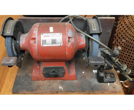 A Sealey 6" bench grinder 
