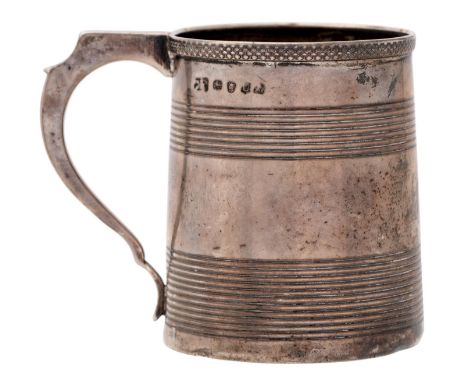 A George III silver mug, with reeded bands, 85mm h, marks rubbed, London 1815, 4ozs 18dwts  Light overall wear