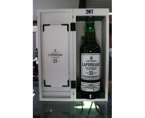 Laphroaig Islay Single Malt Scotch Whisky 25 Year boxed  700ml 51.4% 2019 
