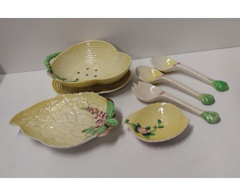 Vintage Carlton ware china items. Collection only. 