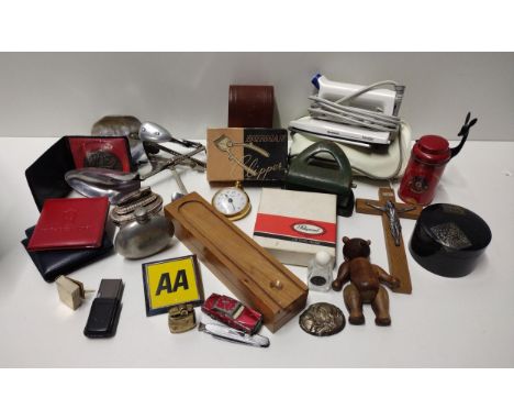 Collectable vintage items. Shipping Group (A) 