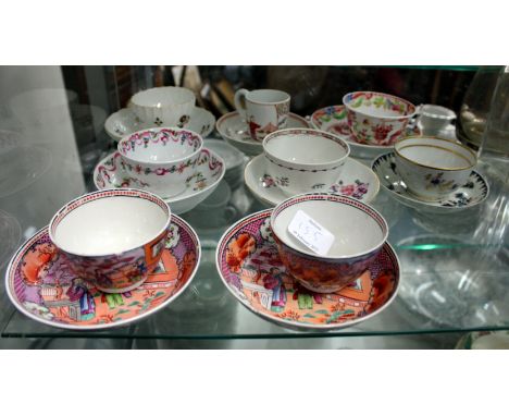 A GROUP OF 18TH CENTURY AND LATER ENGLISH TEA BOWLS, CUPS AND SAUCERS