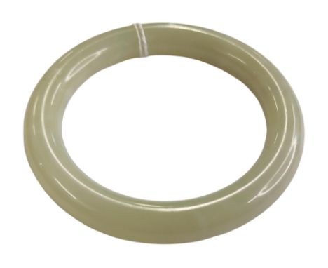 JADE BANGLE 