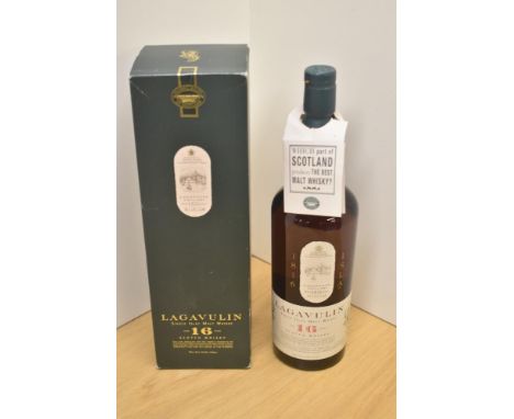 A bottle of 1990's Lagavulin 16 Year Old Single Islay Malt Scotch Whisky, White Horse Distillers, Glasgow, 43% vol, 1 Litre, 