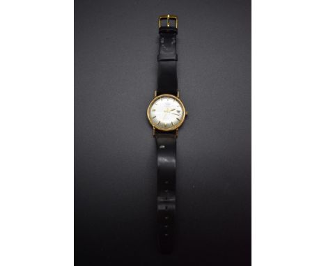 A vintage Avia Matic 9ct gold automatic wristwatch,&nbsp;33mm, on replacement leather strap. 
