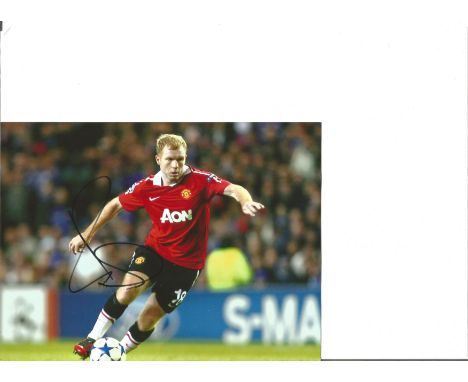 Football Paul Scholes signed 8x6 colour photo pictured in action for Manchester United. Paul Scholes ( born 16 November 1974)